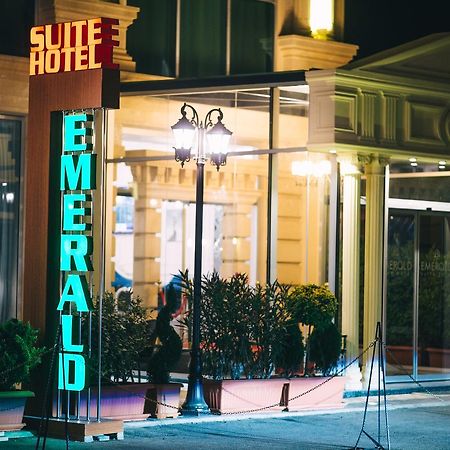 Emerald Suite Hotel Baku Exteriör bild