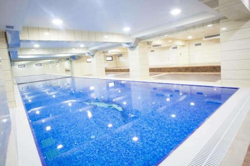 Emerald Suite Hotel Baku Exteriör bild
