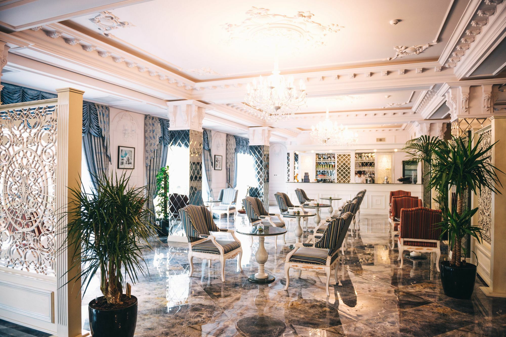 Emerald Suite Hotel Baku Exteriör bild